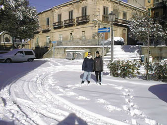 casa_collic.jpg (30976 byte)